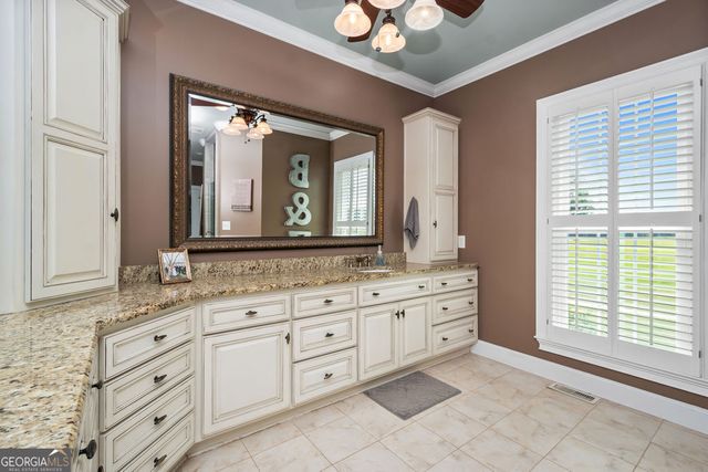 240 Community House Road, Barnesville, GA 30204