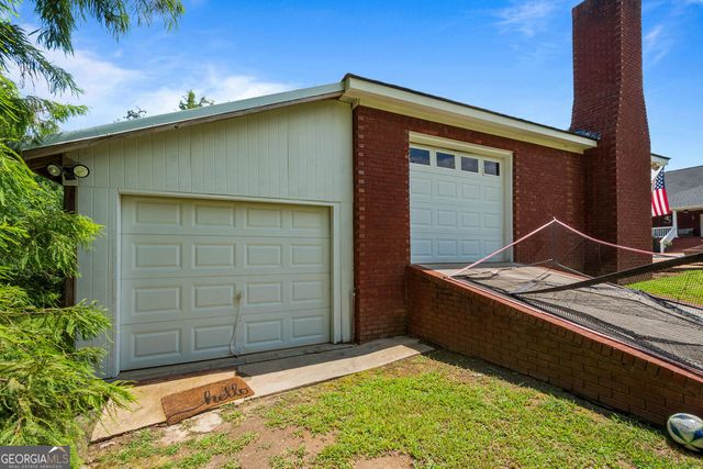 240 Community House Road, Barnesville, GA 30204