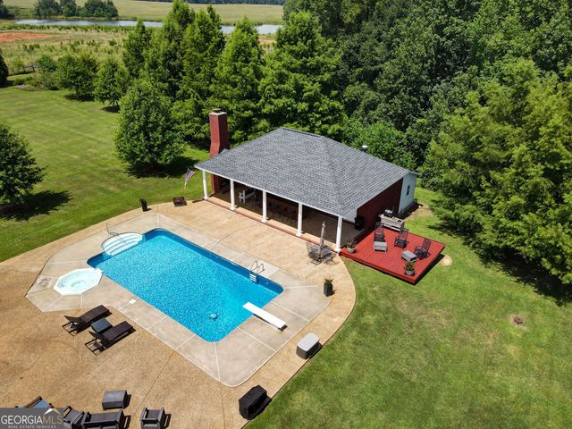 240 Community House Road, Barnesville, GA 30204