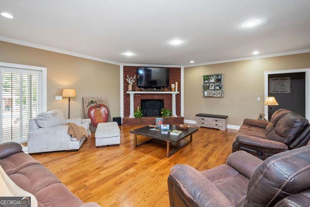 240 Community House Road, Barnesville, GA 30204