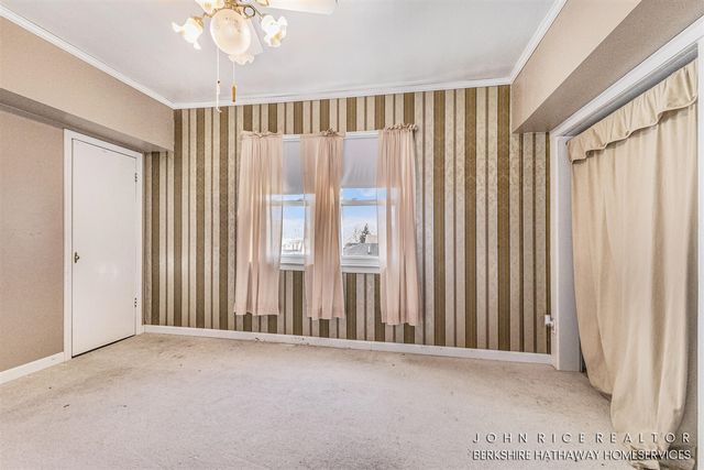 428 W Walnut Street, Hastings, MI 49058