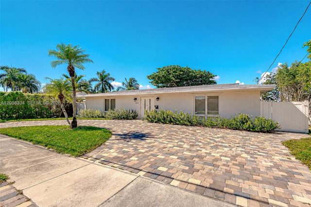 20950 NE 25th Ct, Miami, FL 33180