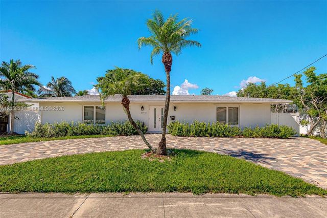 20950 NE 25th Ct, Miami, FL 33180