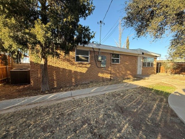 1908 E 14th St, Odessa, TX 79761