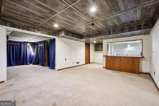 2121 Skytop Drive, Stone Mountain, GA 30087