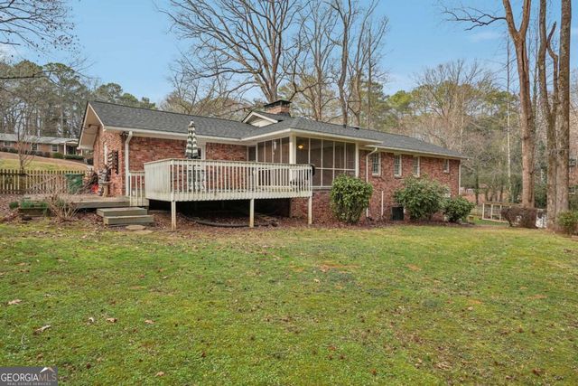 2121 Skytop Drive, Stone Mountain, GA 30087