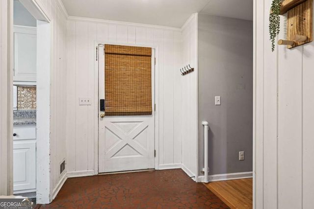 2121 Skytop Drive, Stone Mountain, GA 30087