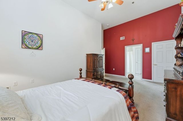 19 Market St 205, Paterson City, NJ 07501