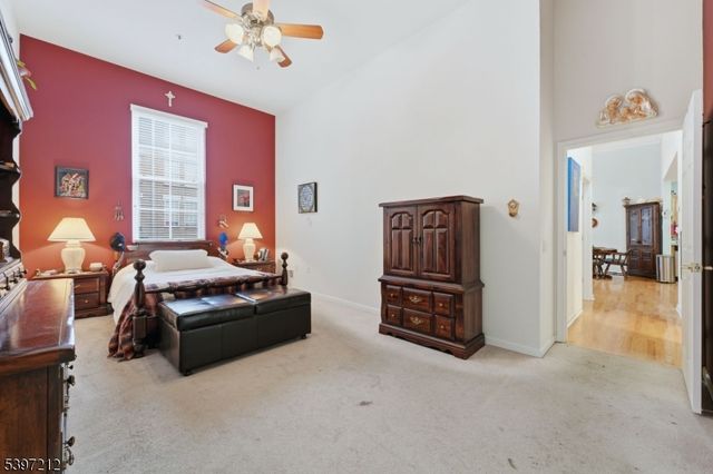 19 Market St 205, Paterson City, NJ 07501