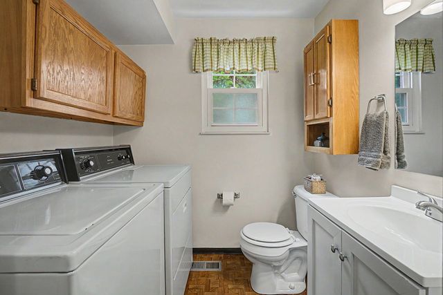633 Sharon Drive 633 Sharon Drive, Fairborn, OH 45324