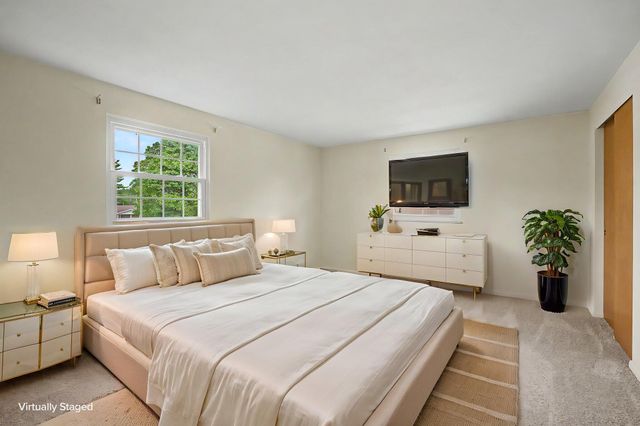 633 Sharon Drive 633 Sharon Drive, Fairborn, OH 45324