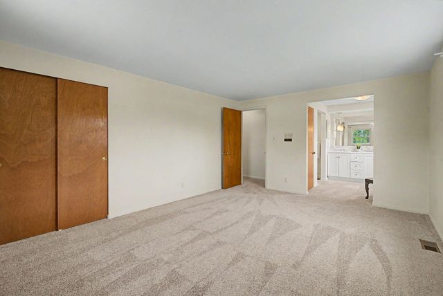 633 Sharon Drive 633 Sharon Drive, Fairborn, OH 45324
