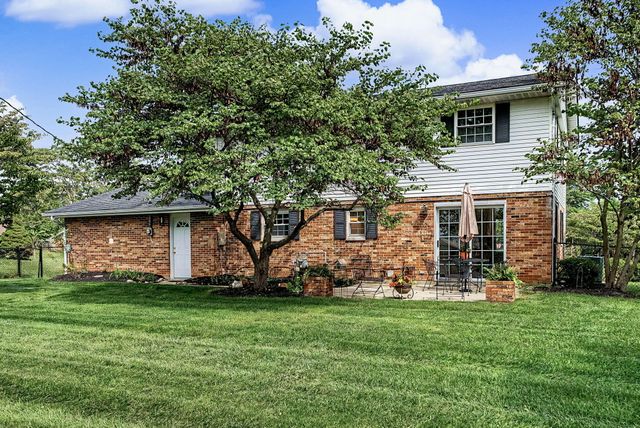 633 Sharon Drive 633 Sharon Drive, Fairborn, OH 45324