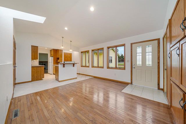 1004 WERNER ALLEN ROAD, New London, WI 54961