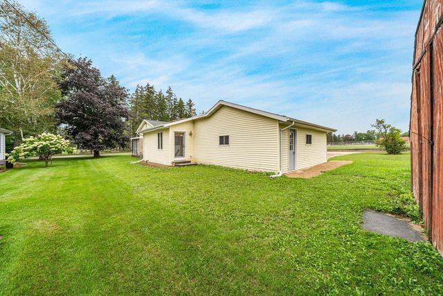 1004 WERNER ALLEN ROAD, New London, WI 54961