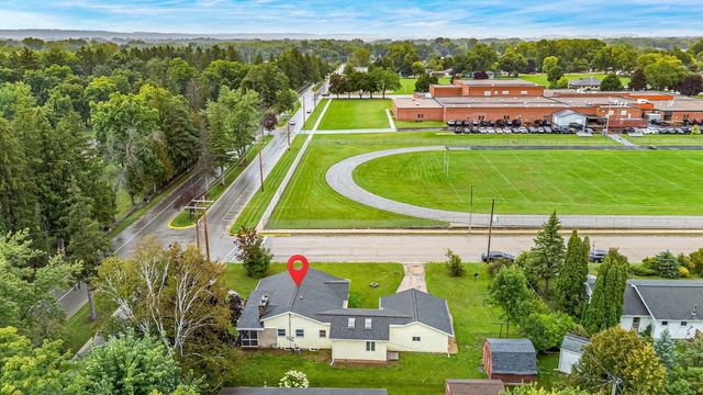 1004 WERNER ALLEN ROAD, New London, WI 54961