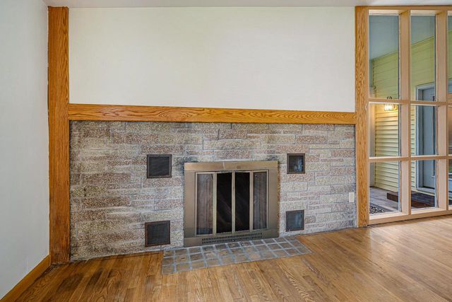1004 WERNER ALLEN ROAD, New London, WI 54961