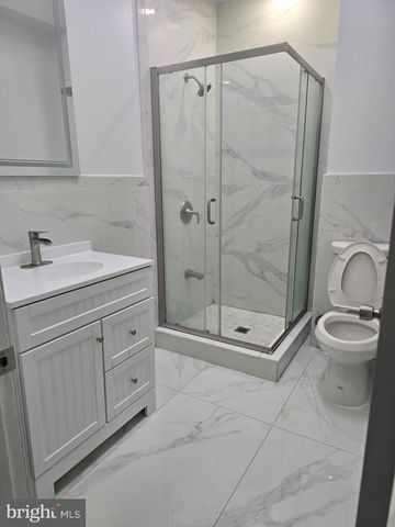 724-00 W WINGOHOCKING ST, Philadelphia, PA 19140