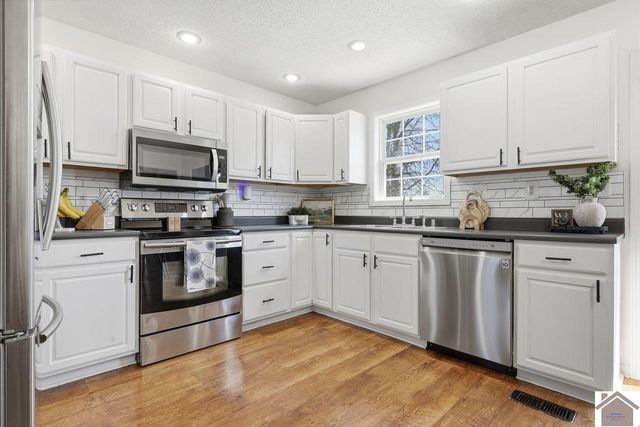 55 Heather Ln, Benton, KY 42025