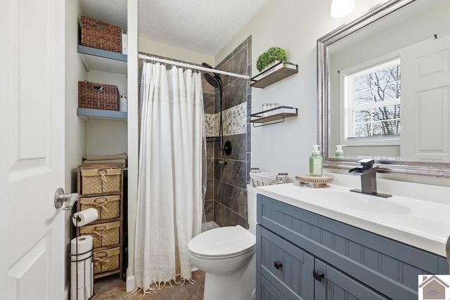 55 Heather Ln, Benton, KY 42025