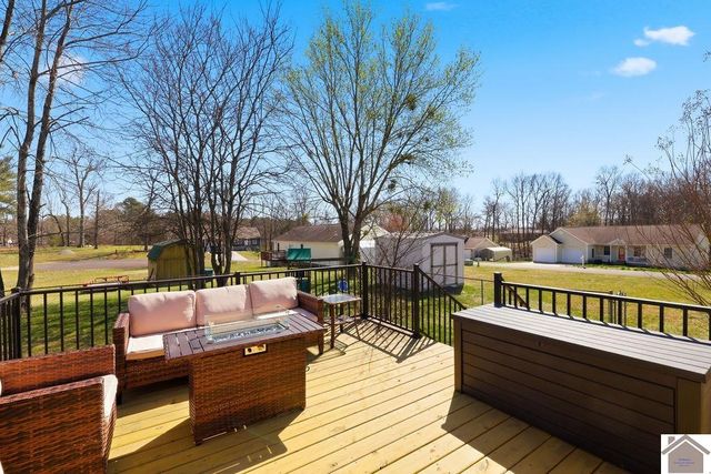 55 Heather Ln, Benton, KY 42025