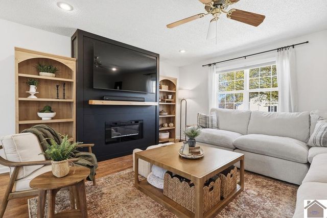 55 Heather Ln, Benton, KY 42025