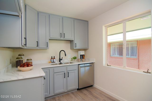 3022 E 6th Street, Tucson, AZ 85716