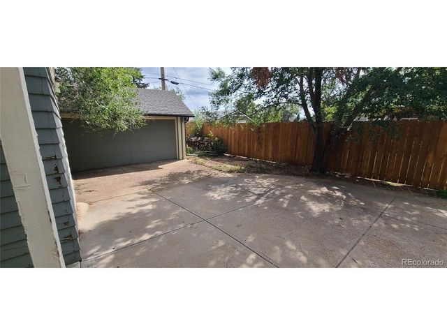 4420 Gladiola St, Golden, CO 80403