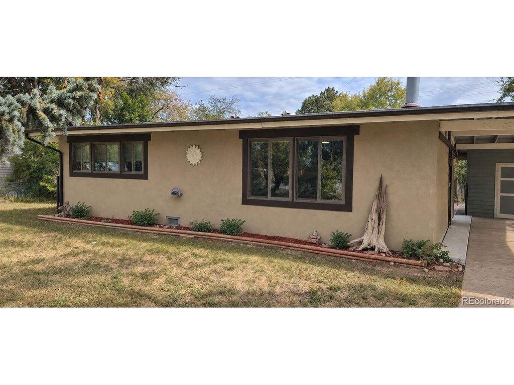 4420 Gladiola St, Golden, CO 80403