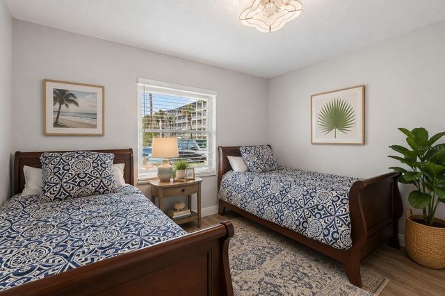 3074 LAKE BAYSHORE DR O-120, Bradenton, FL 34205