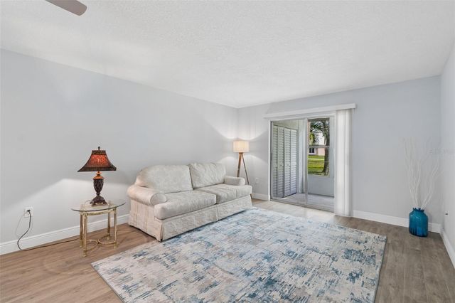 3074 LAKE BAYSHORE DR O-120, Bradenton, FL 34205