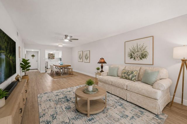 3074 LAKE BAYSHORE DR O-120, Bradenton, FL 34205