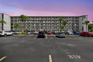 3074 LAKE BAYSHORE DR O-120, Bradenton, FL 34205