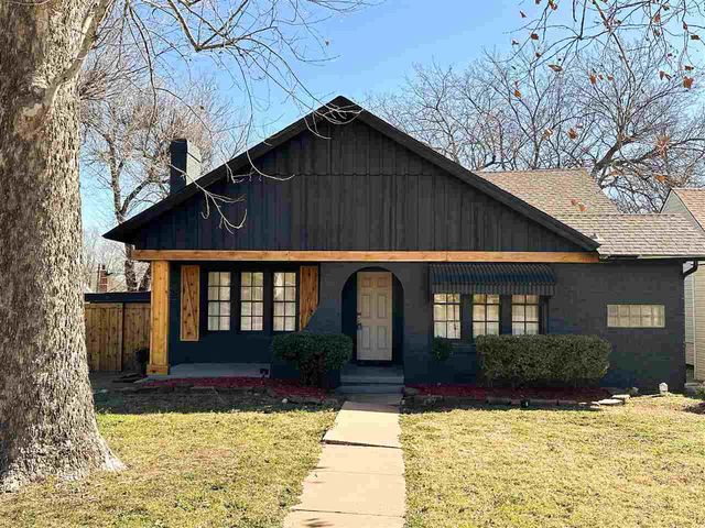 711 NW 13th St, Lawton, OK 73507
