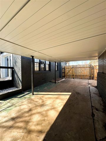 711 NW 13th St, Lawton, OK 73507