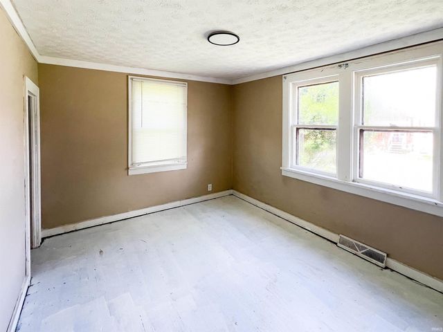 1503 E 21st Street, Muncie, IN 47302