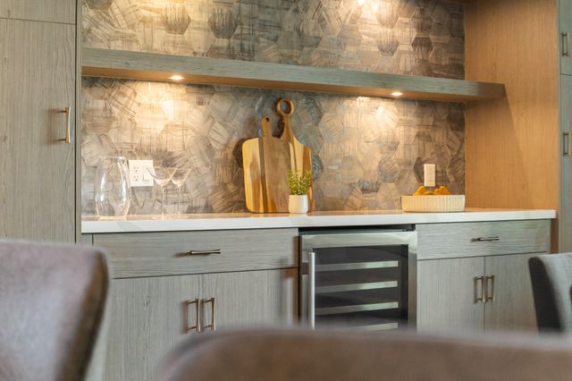 928 Hidden Ridge, Tulare, CA 93274