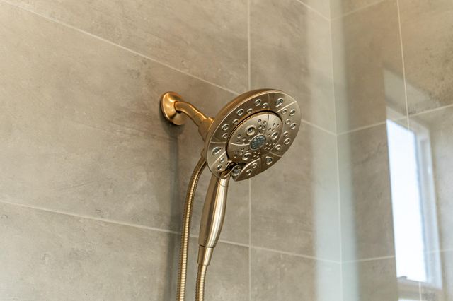 928 Hidden Ridge, Tulare, CA 93274