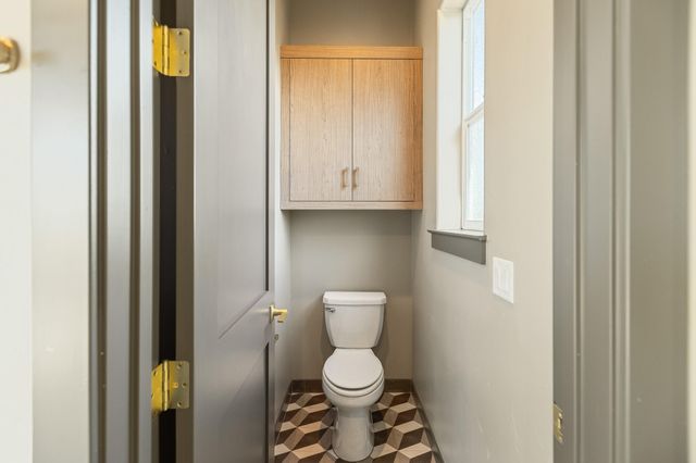 928 Hidden Ridge, Tulare, CA 93274