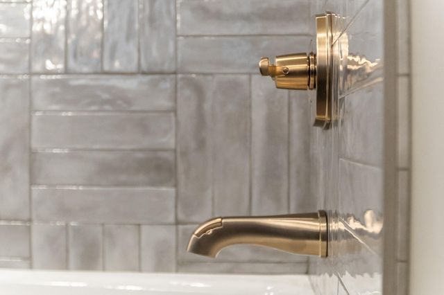 928 Hidden Ridge, Tulare, CA 93274