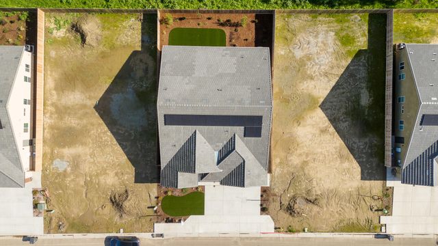 928 Hidden Ridge, Tulare, CA 93274