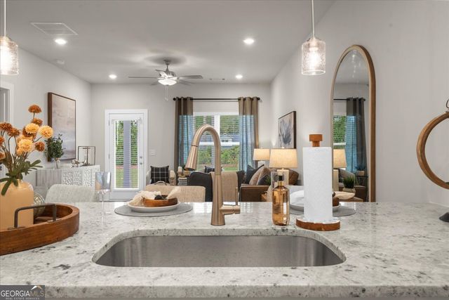 88 Maple Trail, Dawsonville, GA 30534