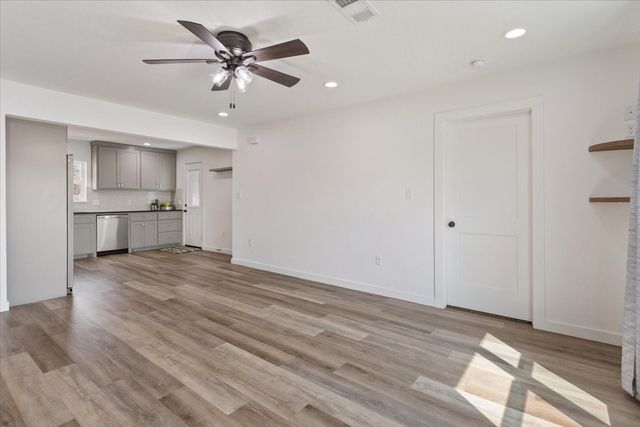 1309 W 10th Street, Mcgregor, TX 76657