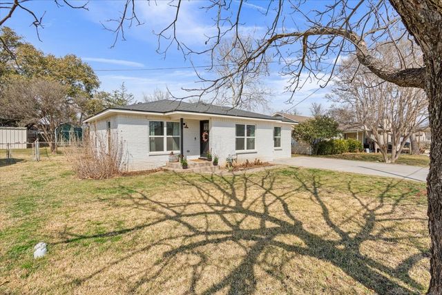 1309 W 10th Street, Mcgregor, TX 76657