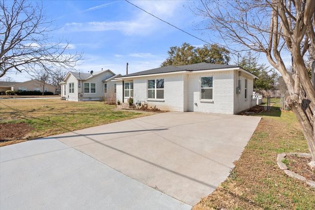 1309 W 10th Street, Mcgregor, TX 76657