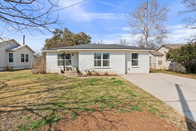 1309 W 10th Street, Mcgregor, TX 76657