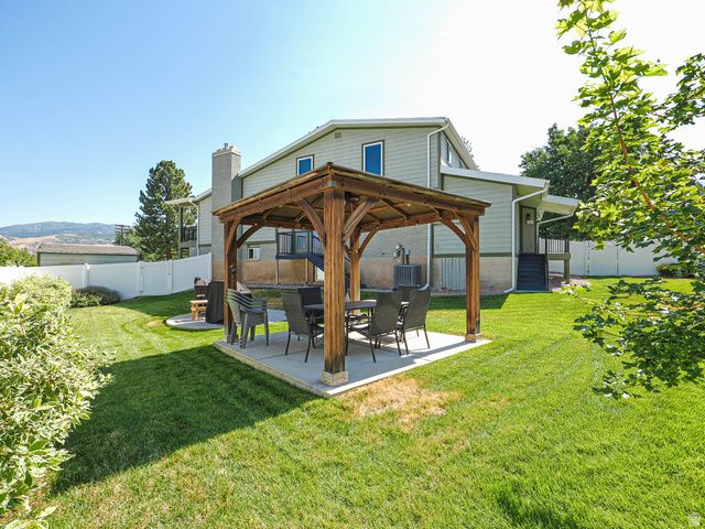 2524 S EDGEHILL DR, Bountiful, UT 84010