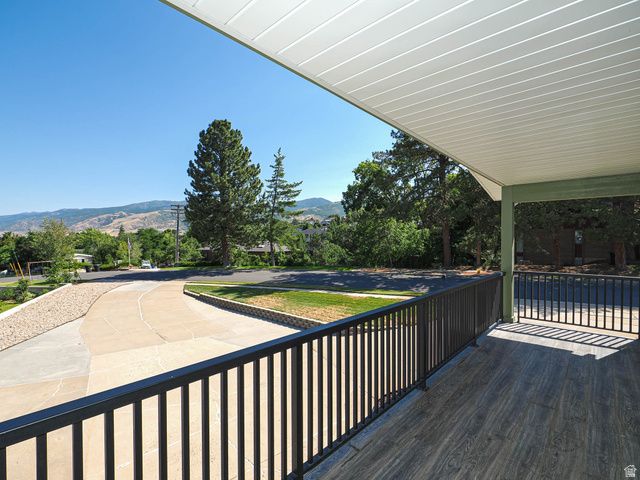 2524 S EDGEHILL DR, Bountiful, UT 84010
