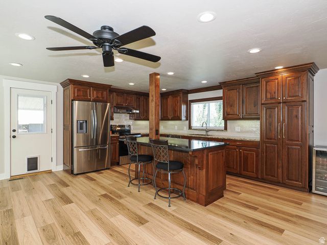 2524 S EDGEHILL DR, Bountiful, UT 84010