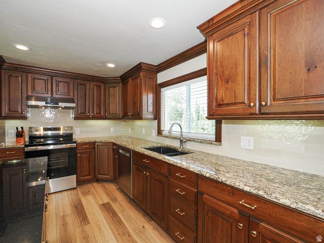 2524 S EDGEHILL DR, Bountiful, UT 84010